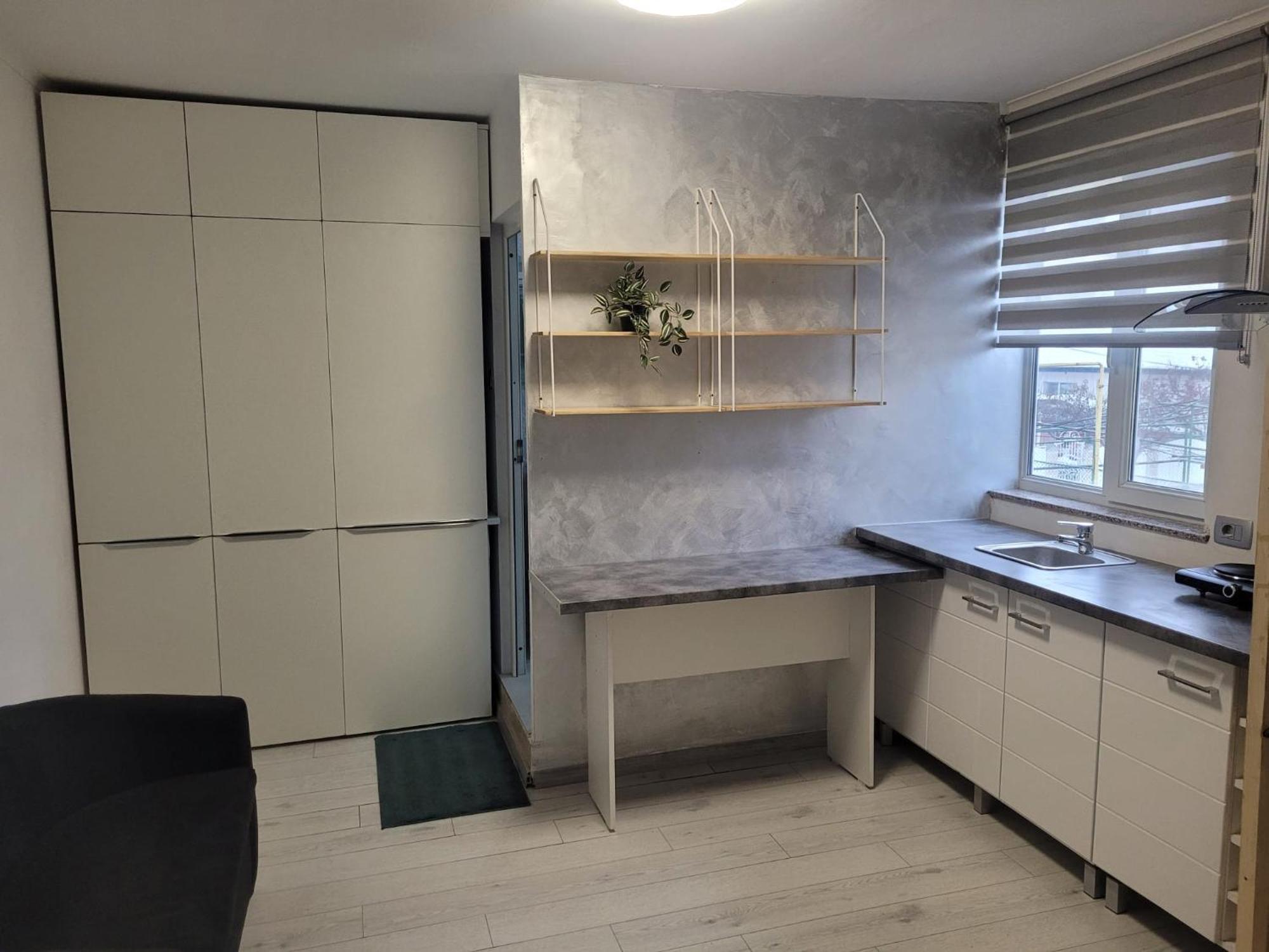 Zenlux Hotel Яш Екстериор снимка